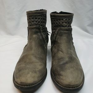 Very Volatile womens distressed ankle boots sz 10